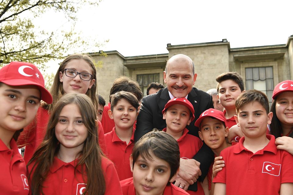 “İçişleri Bakanı istifa etti; Cumhurbaşkanı istifayı kabul etmedi!”