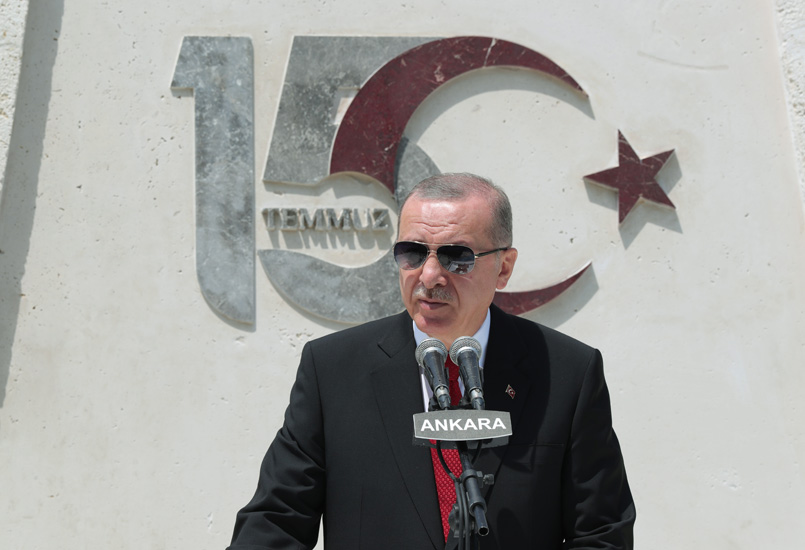 “Recep Tayyip Erdoğan @RTErdogan: “Dünyada, gazi unvanını bu kadar hak eden ve bu kadar hakkıyla taşıyan bir başka #Meclis bilmiyorum.”