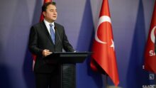 DEVA Partisi Genel Başkanı Ali BABACAN: “Esnafımız yakın tarihinin en zor dönemini yaşıyor. Yüksek borçları var, kirasını ödemekte zorlanıyor. Bir yandan doğalgaz, elektrik gibi yükleri devam ediyor. Kamusal yükler üzerine faiz eklenerek öteleniyor!”