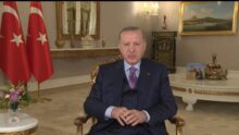 Cumhurbaşkanı Erdoğan: “İnşallah salgını kontrol altına almış olarak, bayram sonrasında kontrollü bir şekilde normalleşme adımlarını atıyoruz!”