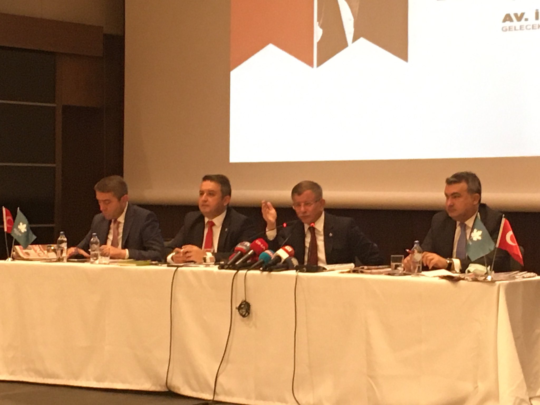 Gelecek Partisi Genel Başkanı Ahmet Davutoğlu: “İstanbul İmar Yasası konusunda; bütün Partilerin mutabakat sağlaması, yasal güvenceye alması lazım!”