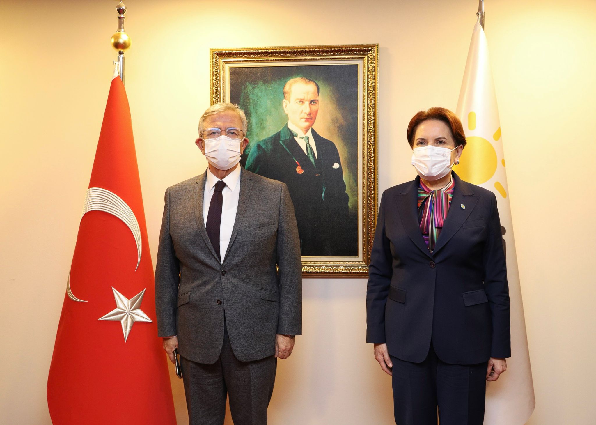 Ankara BB Başkanı Mansur Yavaş, İYİ Parti Genel Merkezi’nde, Genel Başkan Meral Akşener’i ziyaret etti!