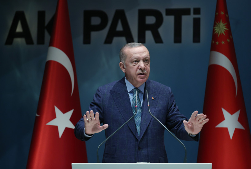 Cumhurbaşkanı Erdoğan, AK Parti Genişletilmiş İl Başkanları Toplantısı’nda konuştu: “Bu seçim AK Parti için, Tayyip Erdoğan için değil, Türkiye için önemlidir! Türkiye’nin dünyanın en büyük 10 ekonomisi arasına girmesi 2023’te yapılacak tercihe bağlıdır!”
