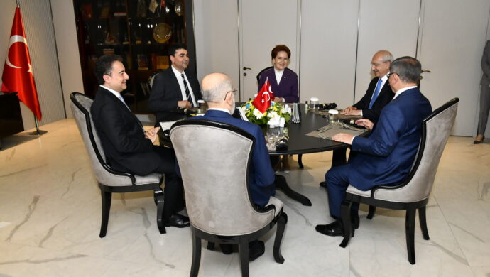 Altı (6) Siyasi Parti Genel Başkanı, Liderler Buluşması’nda; Meral AKŞENER ve ekibi tarafından İYİ Parti Genel Merkezi’nde ağırlandı!