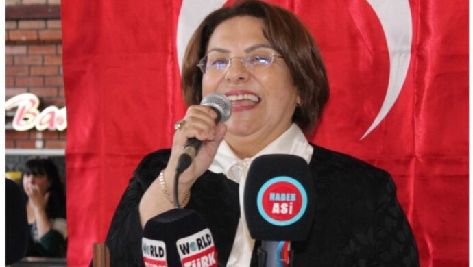 Av. Ünzile Yüksel: “Kız Kardeşler Eğitim Kültür ve Yardımlaşma Derneği olarak, dayanışmamızı pekiştirmek, yeni projelerimizi konuşmak ve gönül soframızı paylaşmak üzere kahvaltı da bir araya geldik!”
