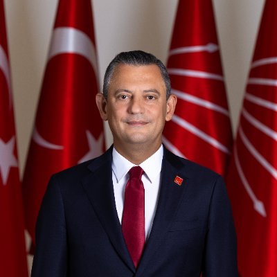 ÖZGÜR ÖZEL, 39. OLAĞAN KURULTAYDA CHP GENEL BAŞKANI SEÇİLDİ!
